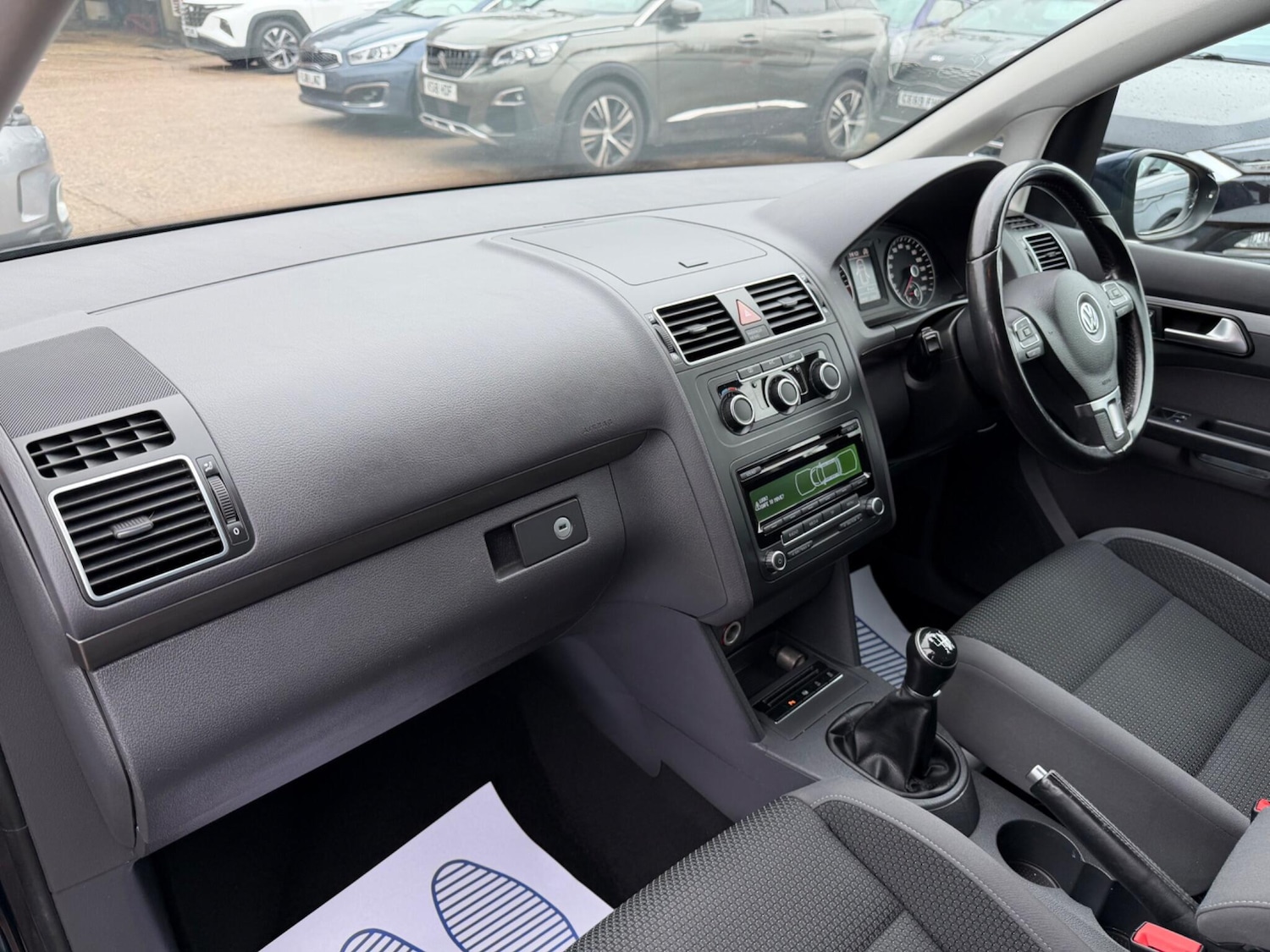 Used Volkswagen Touran 2013 for sale - 77376113: Photo 25