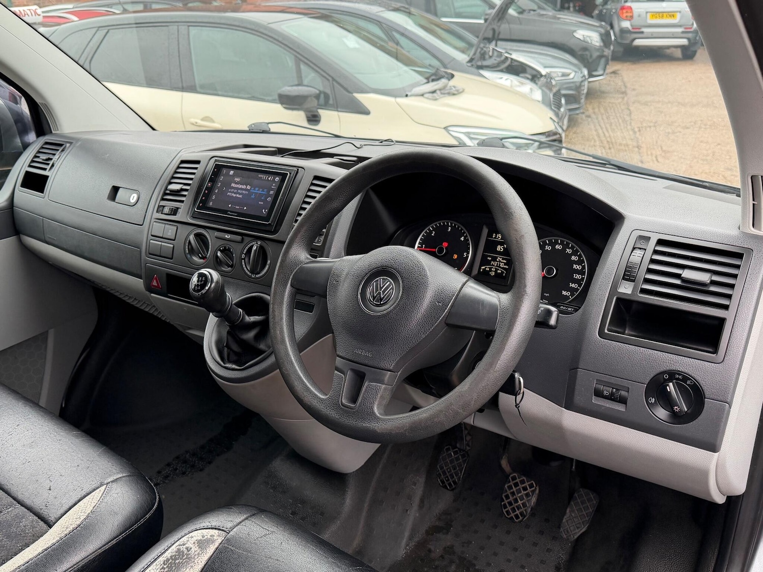 Used Volkswagen Transporter 2012 for sale - 76952605: Photo 15