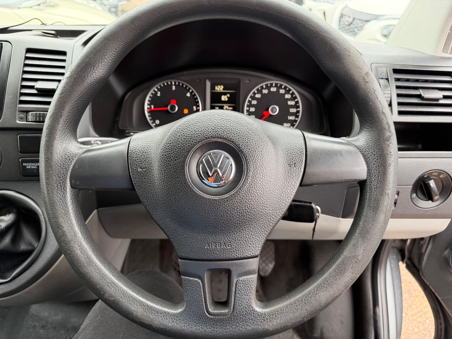 Used Volkswagen Transporter 2012 for sale - 76952605: Photo 22