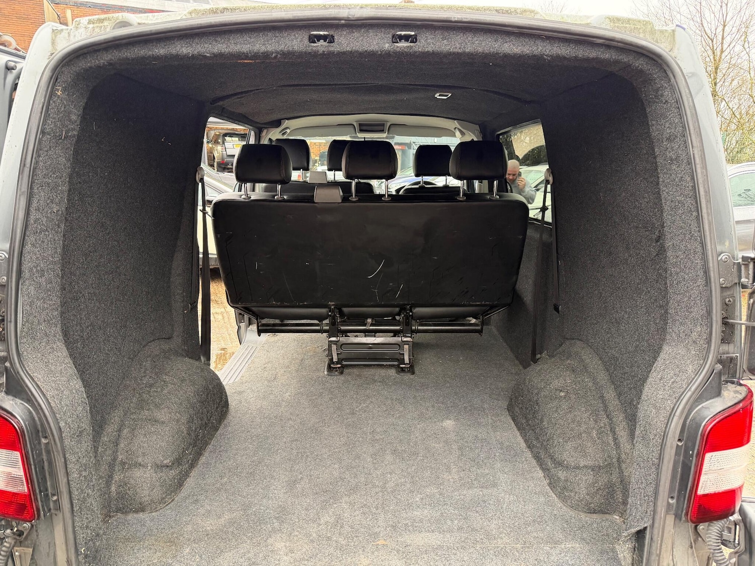 Used Volkswagen Transporter 2012 for sale - 76952605: Photo 24