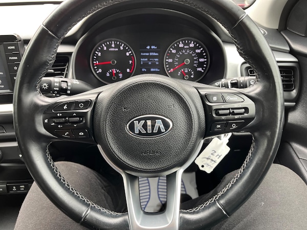 Used Kia Stonic 2019 for sale - 75318432: Photo 19