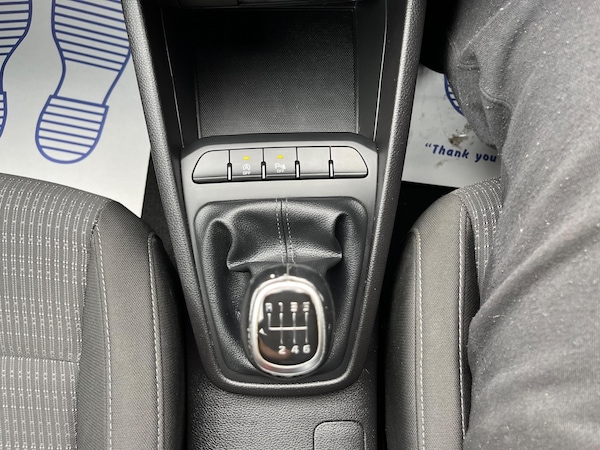 Used Kia Stonic 2019 for sale - 75318432: Photo 34