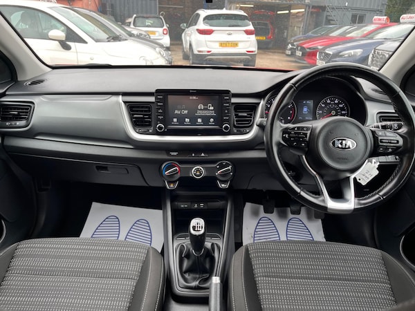 Used Kia Stonic 2019 for sale - 75318432: Photo 9
