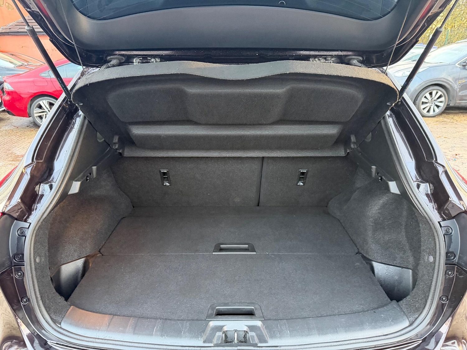 Used Nissan Qashqai 2015 for sale - 76994271: Photo 21