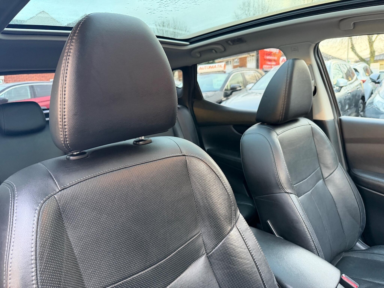 Used Nissan Qashqai 2015 for sale - 76994271: Photo 8