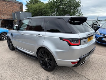 Used Land Rover Range Rover Sport 2018 for sale - 78999608: Photo