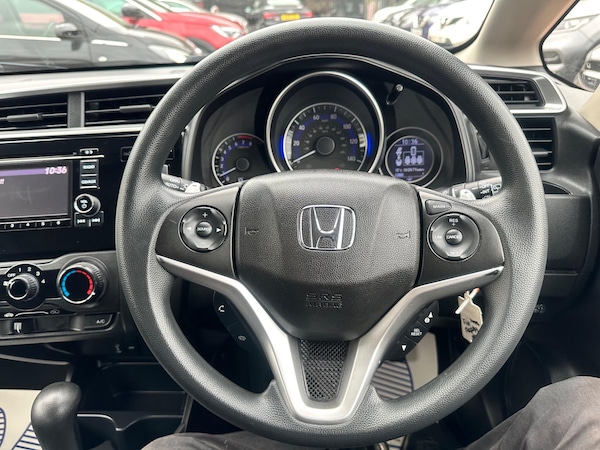 Used Honda Jazz 2019 for sale - 76307271: Photo 16