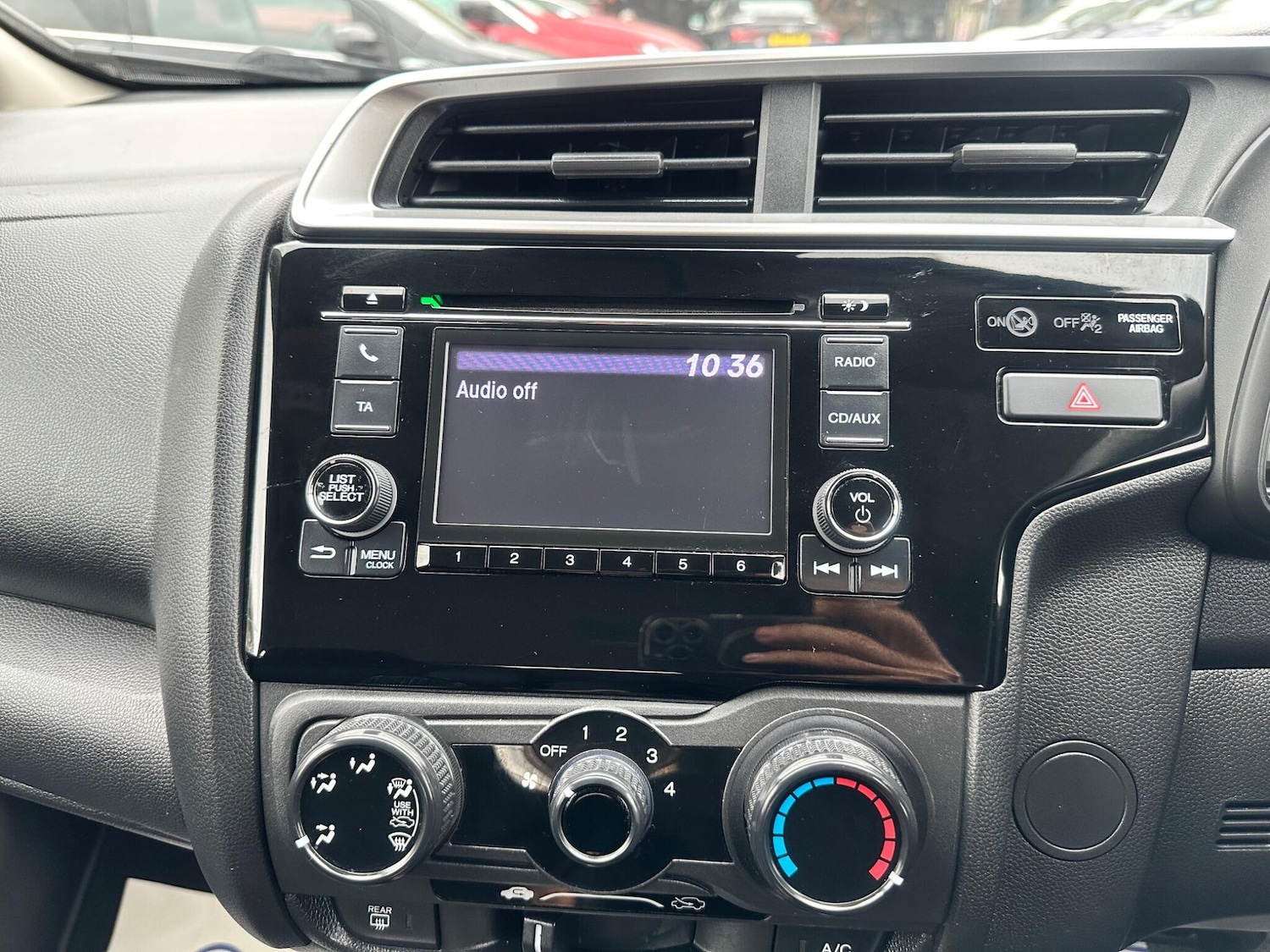 Used Honda Jazz 2019 for sale - 76307271: Photo 18