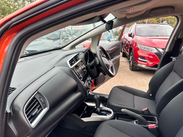 Used Honda Jazz 2019 for sale - 76307271: Photo 25