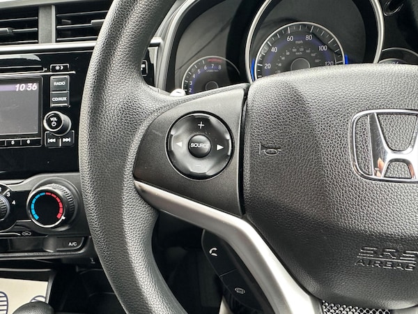 Used Honda Jazz 2019 for sale - 76307271: Photo 29