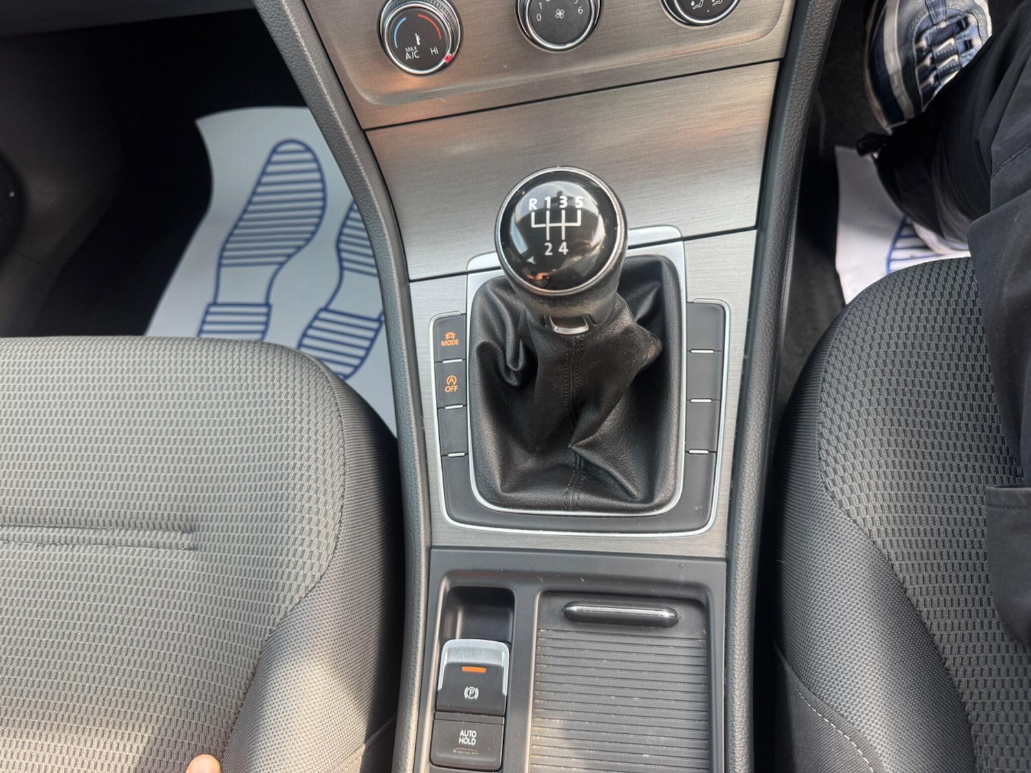 Used Volkswagen Golf 2013 for sale - 77957536: Photo 21