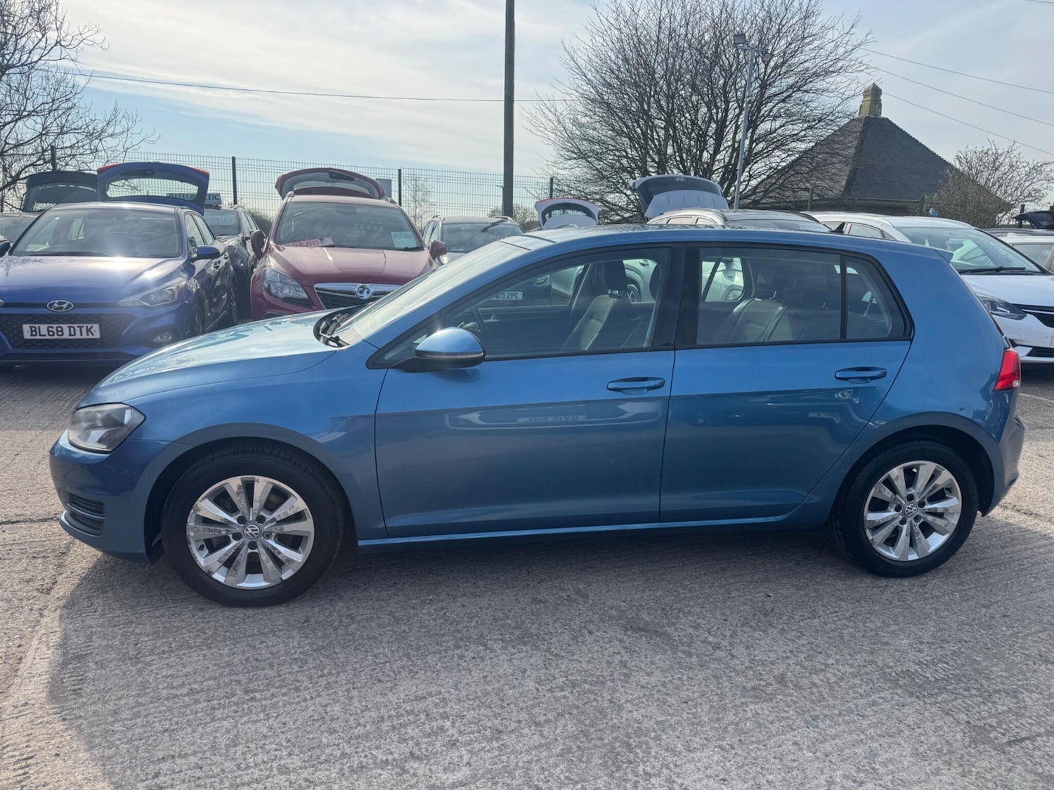 Used Volkswagen Golf 2013 for sale - 77957536: Photo 8