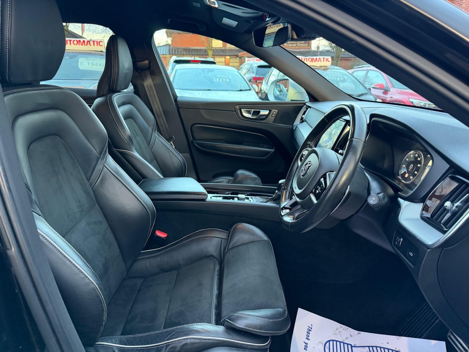 Used Volvo XC60 2018 for sale - 77143638: Photo 13