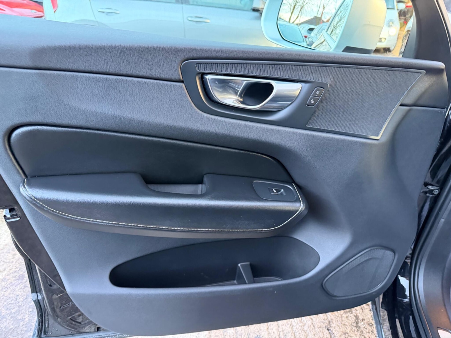 Used Volvo XC60 2018 for sale - 77143638: Photo 27