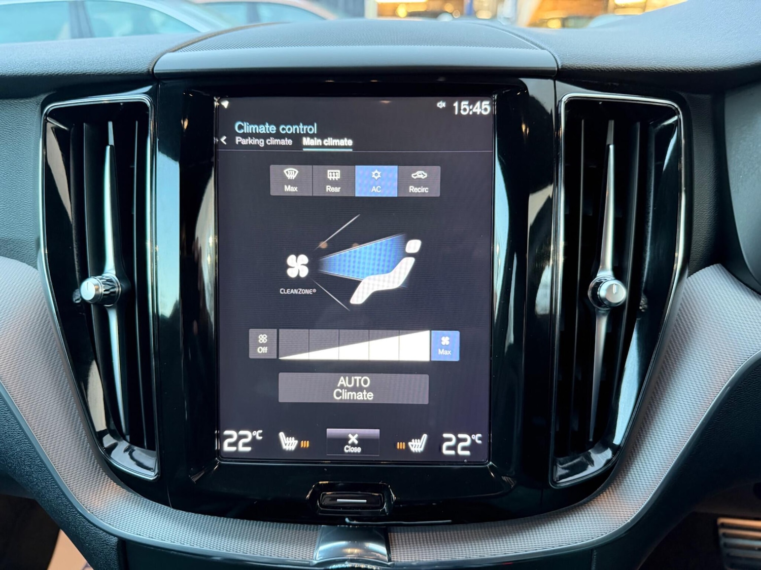 Used Volvo XC60 2018 for sale - 77143638: Photo 34