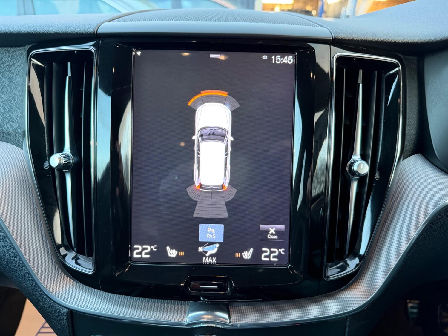 Used Volvo XC60 2018 for sale - 77143638: Photo 41