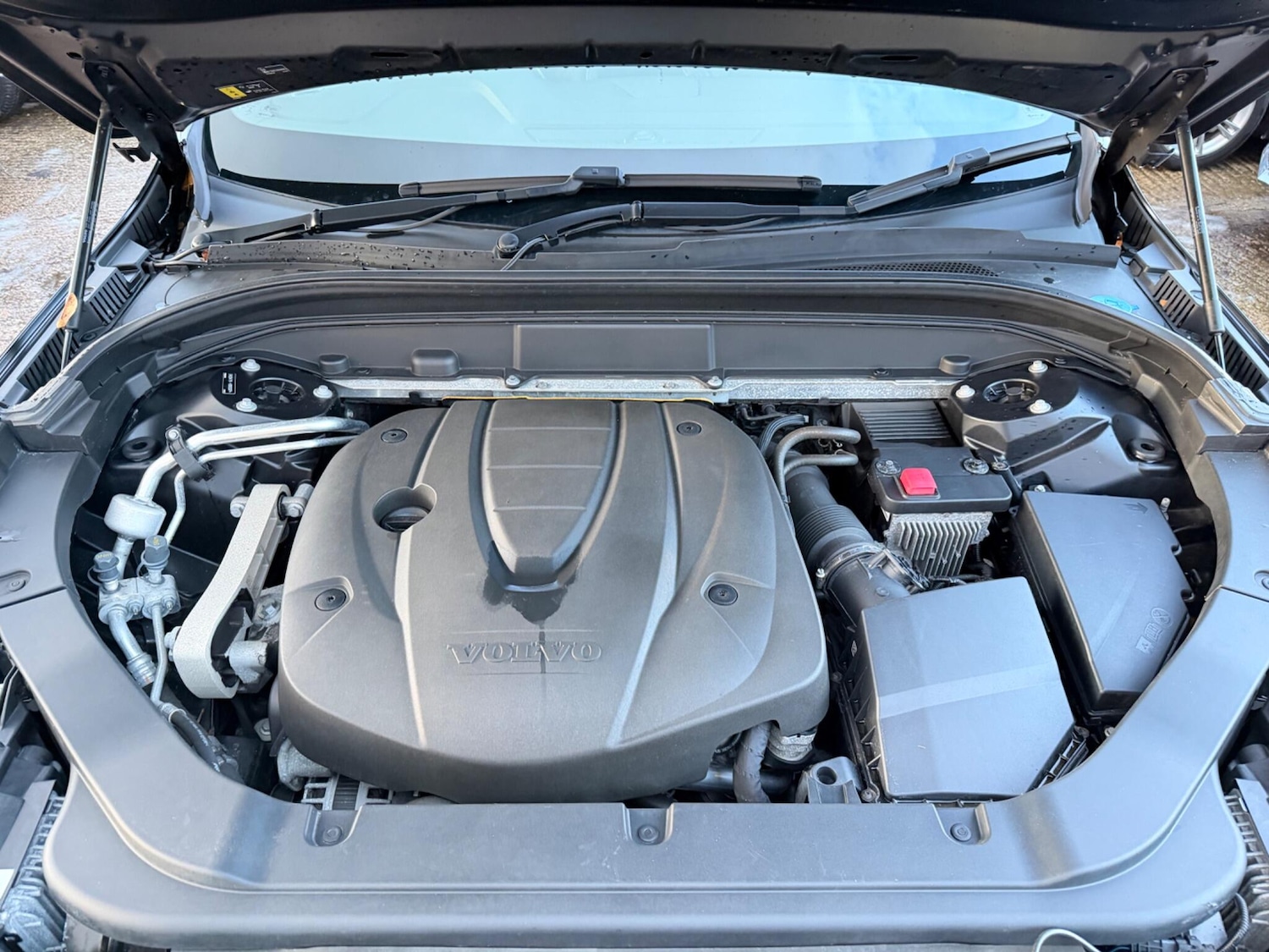 Used Volvo XC60 2018 for sale - 77143638: Photo 46