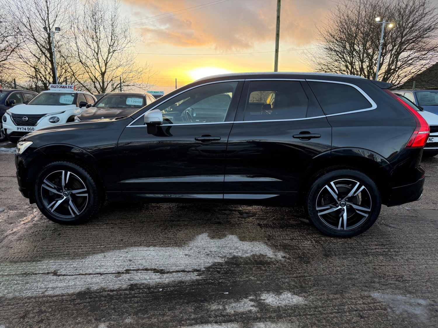 Used Volvo XC60 2018 for sale - 77143638: Photo 6