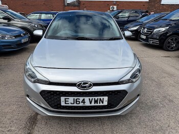Used Hyundai i20 2014 for sale - 78301749: Photo