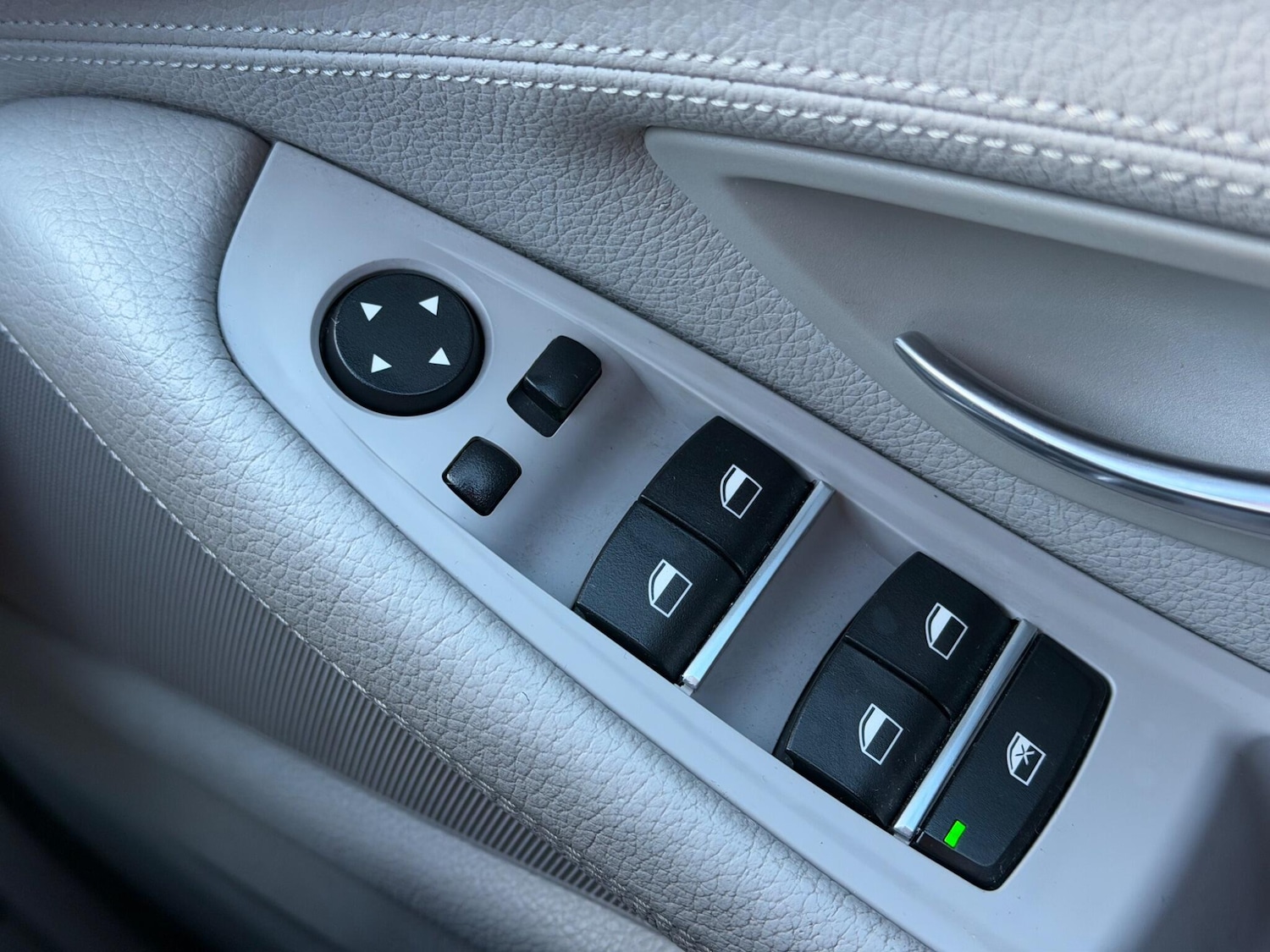 Used BMW 5 Series 2011 for sale - 77016583: Photo 27