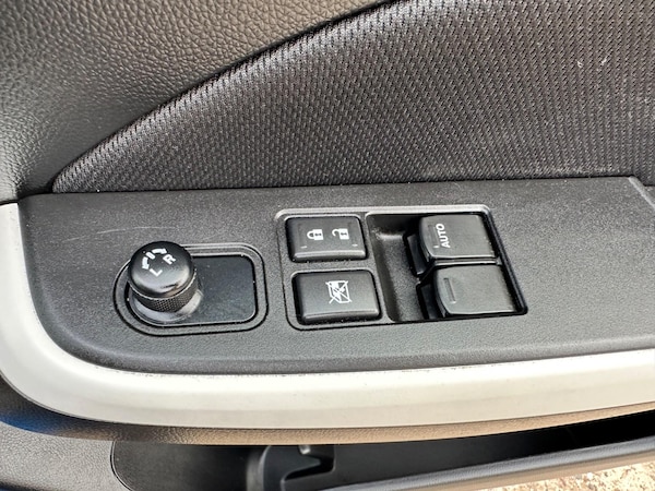 Used Suzuki Swift 2019 for sale - 76307179: Photo 10