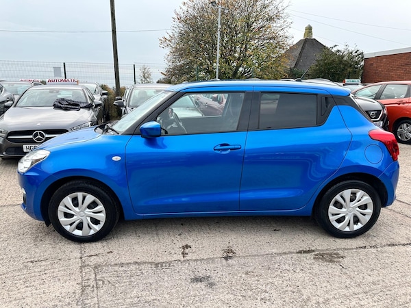 Used Suzuki Swift 2019 for sale - 76307179: Photo 1