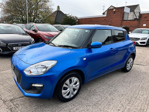 Used Suzuki Swift 2019 for sale - 76307179: Photo 30