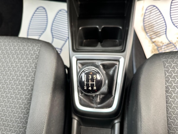 Used Suzuki Swift 2019 for sale - 76307179: Photo 5