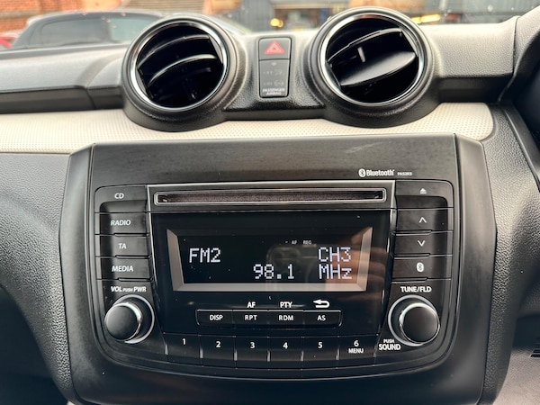 Used Suzuki Swift 2019 for sale - 76307179: Photo 7