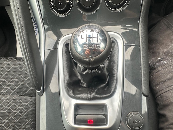 Used Peugeot 3008 2016 for sale - 75756295: Photo 26