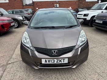 Used Honda Jazz 2013 for sale - 79530572: Photo