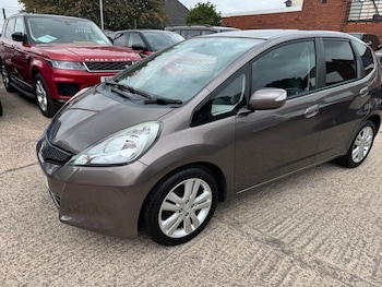 Used Honda Jazz 2013 for sale - 79530572: Photo
