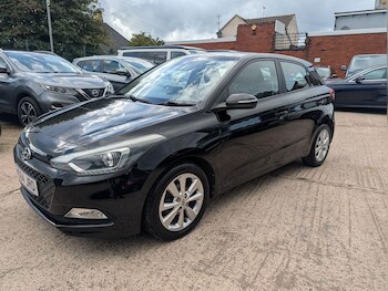 Used Hyundai i20 2015 for sale - 75927350: Photo