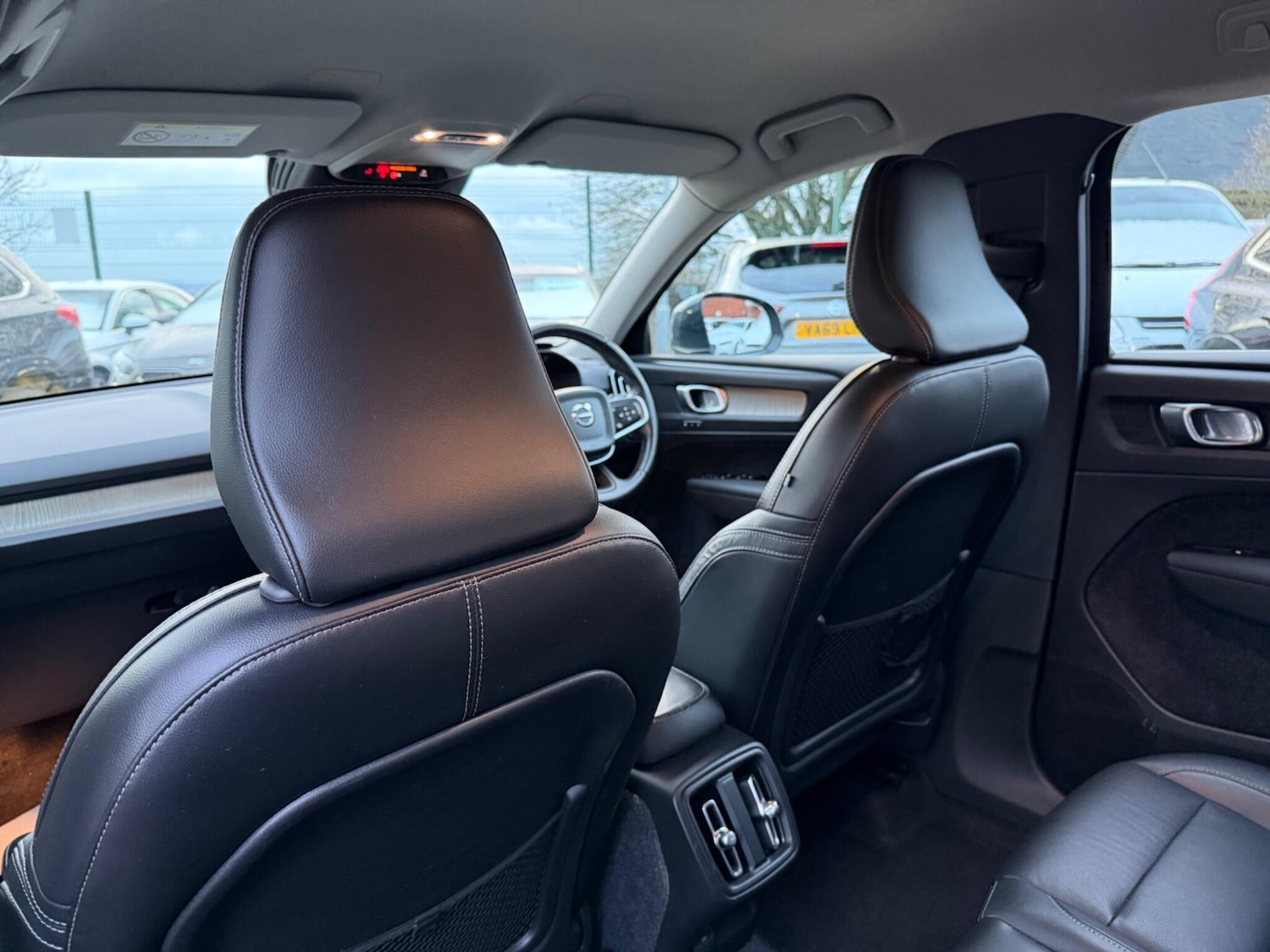 Used Volvo XC40 2019 for sale - 77143614: Photo 14