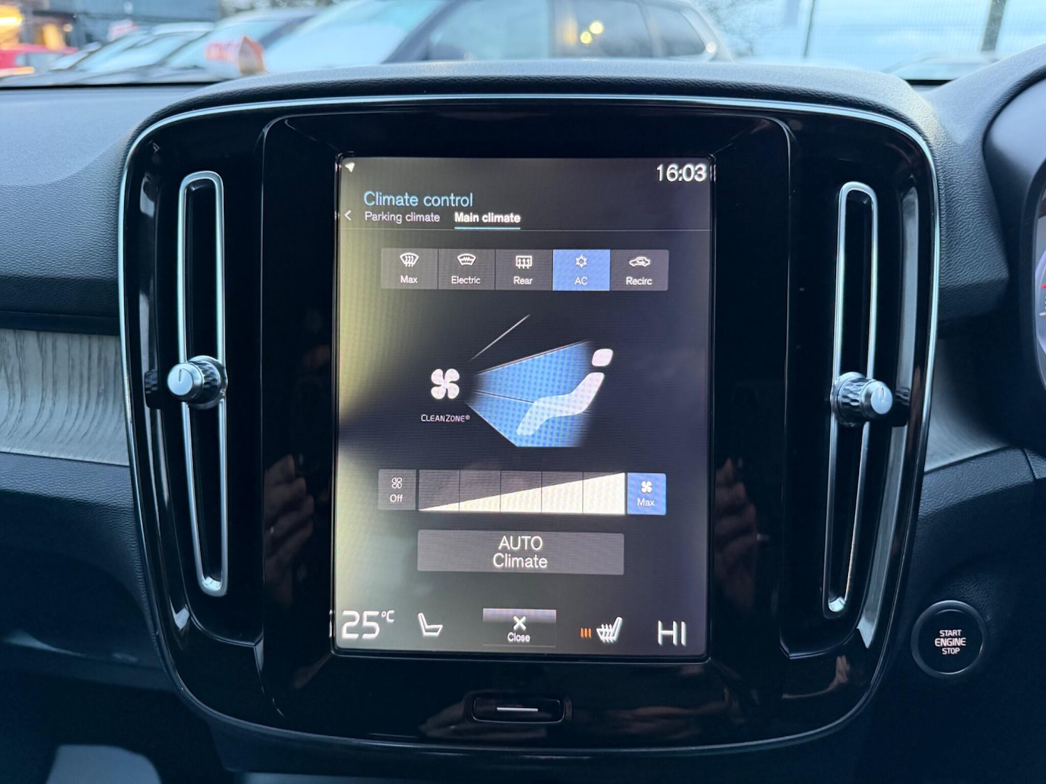 Used Volvo XC40 2019 for sale - 77143614: Photo 17