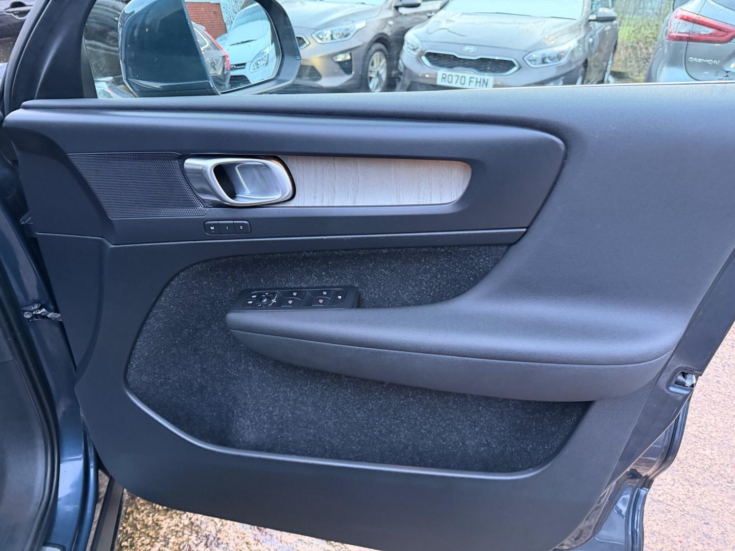 Used Volvo XC40 2019 for sale - 77143614: Photo 30