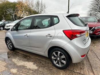 Used Hyundai Ix20 2017 for sale - 76473659: Photo