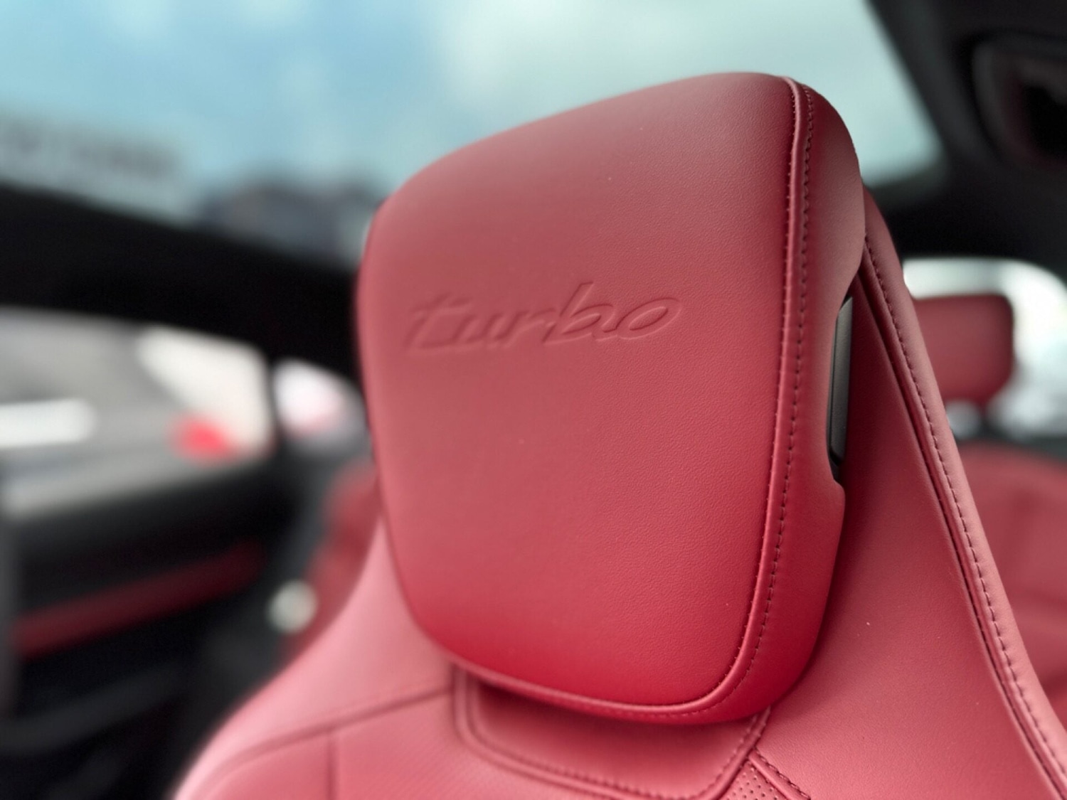 Used Porsche Taycan 2020 for sale - 77094535: Photo 16