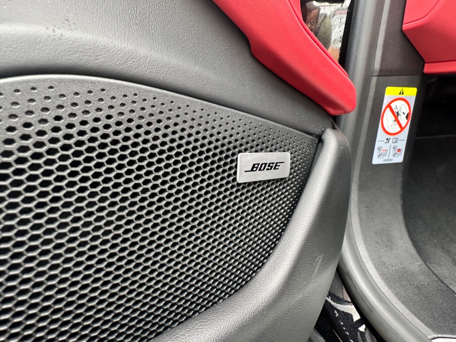 Used Porsche Taycan 2020 for sale - 77094535: Photo 31