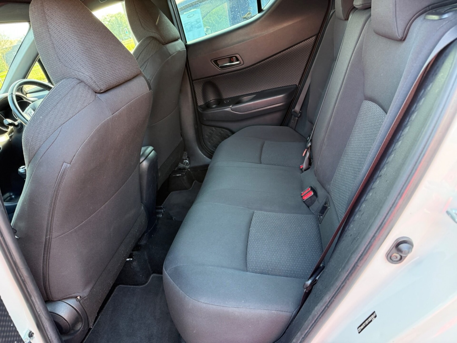 Used Toyota C-HR 2017 for sale - 75774679: Photo 12