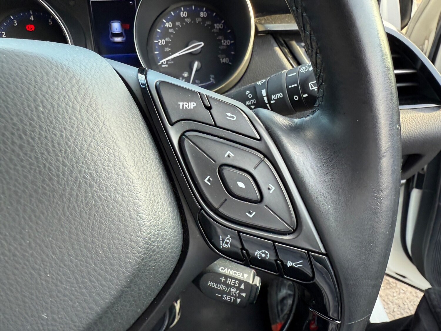 Used Toyota C-HR 2017 for sale - 75774679: Photo 19