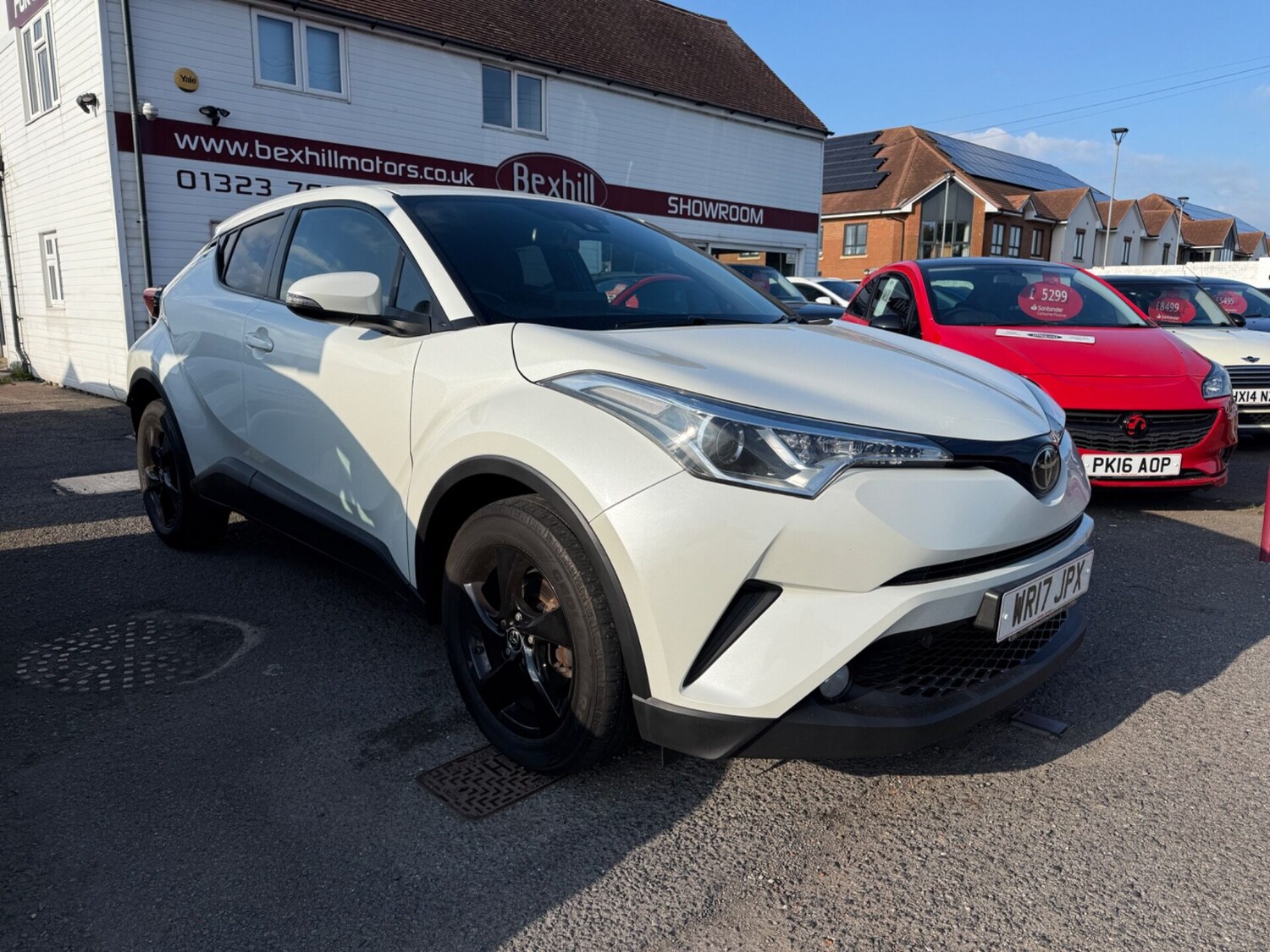 Used Toyota C-HR 2017 for sale - 75774679: Photo 4