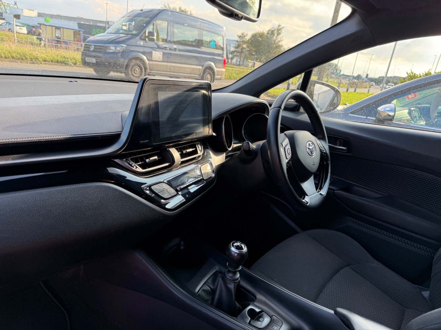 Used Toyota C-HR 2017 for sale - 75774679: Photo 9