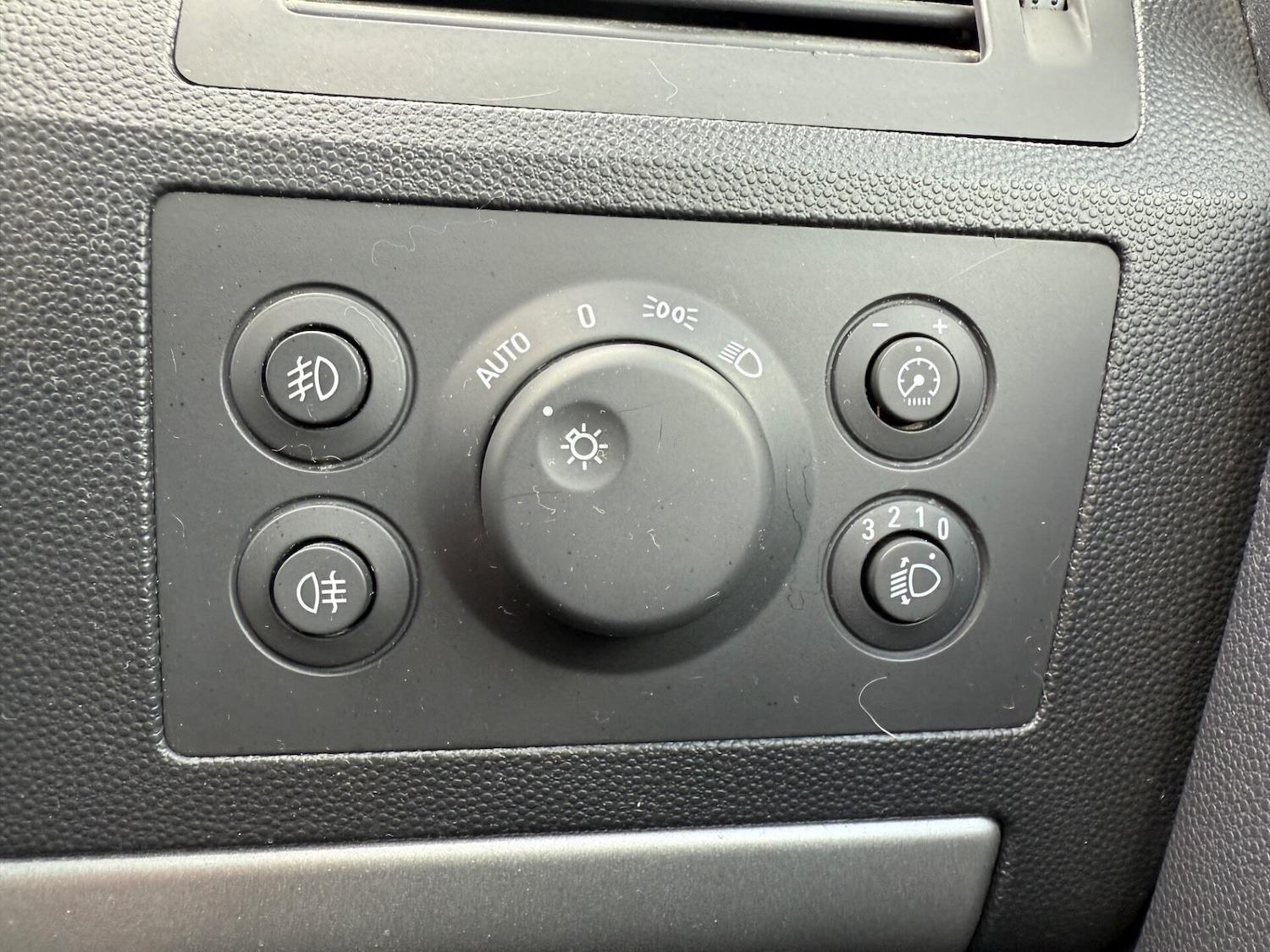 Used Vauxhall Zafira 2012 for sale - 75425756: Photo 16