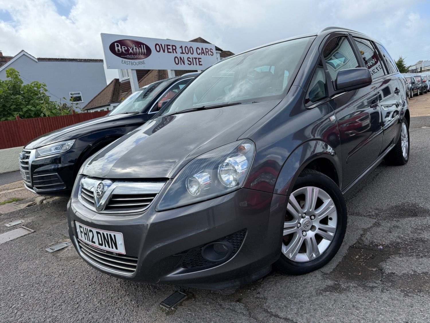 Used Vauxhall Zafira 2012 for sale - 75425756: Photo 2