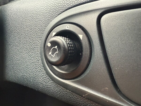 Used Ford Fiesta 2009 for sale - 73299917: Photo 16