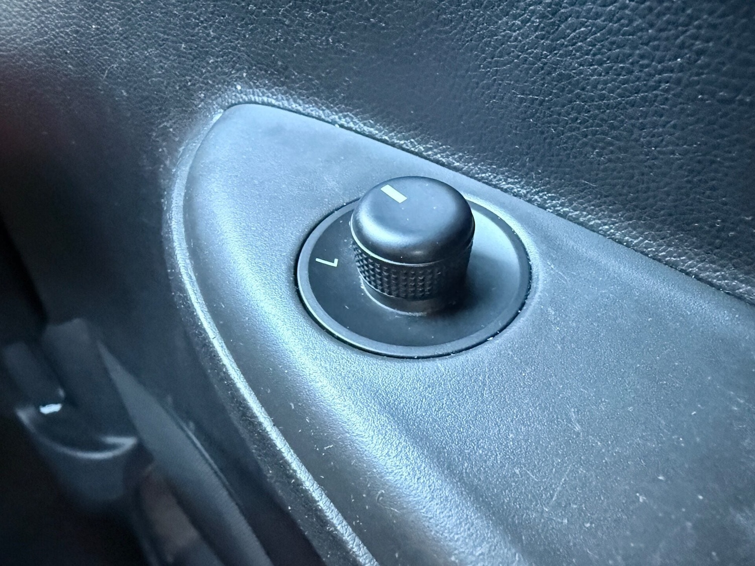 Used Vauxhall Viva 2016 for sale - 77124097: Photo 17