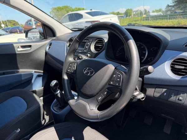 Used Hyundai i10 2015 for sale - 74824779: Photo 9