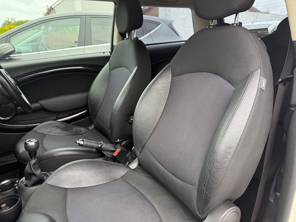 Used MINI Hatch 2011 for sale - 74824672: Photo 12