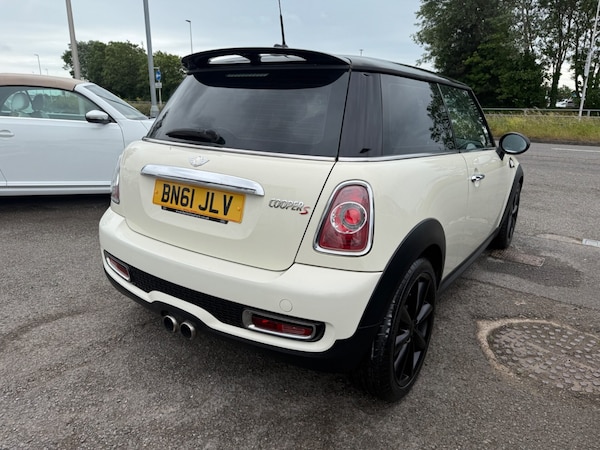 Used MINI Hatch 2011 for sale - 74824672: Photo 5